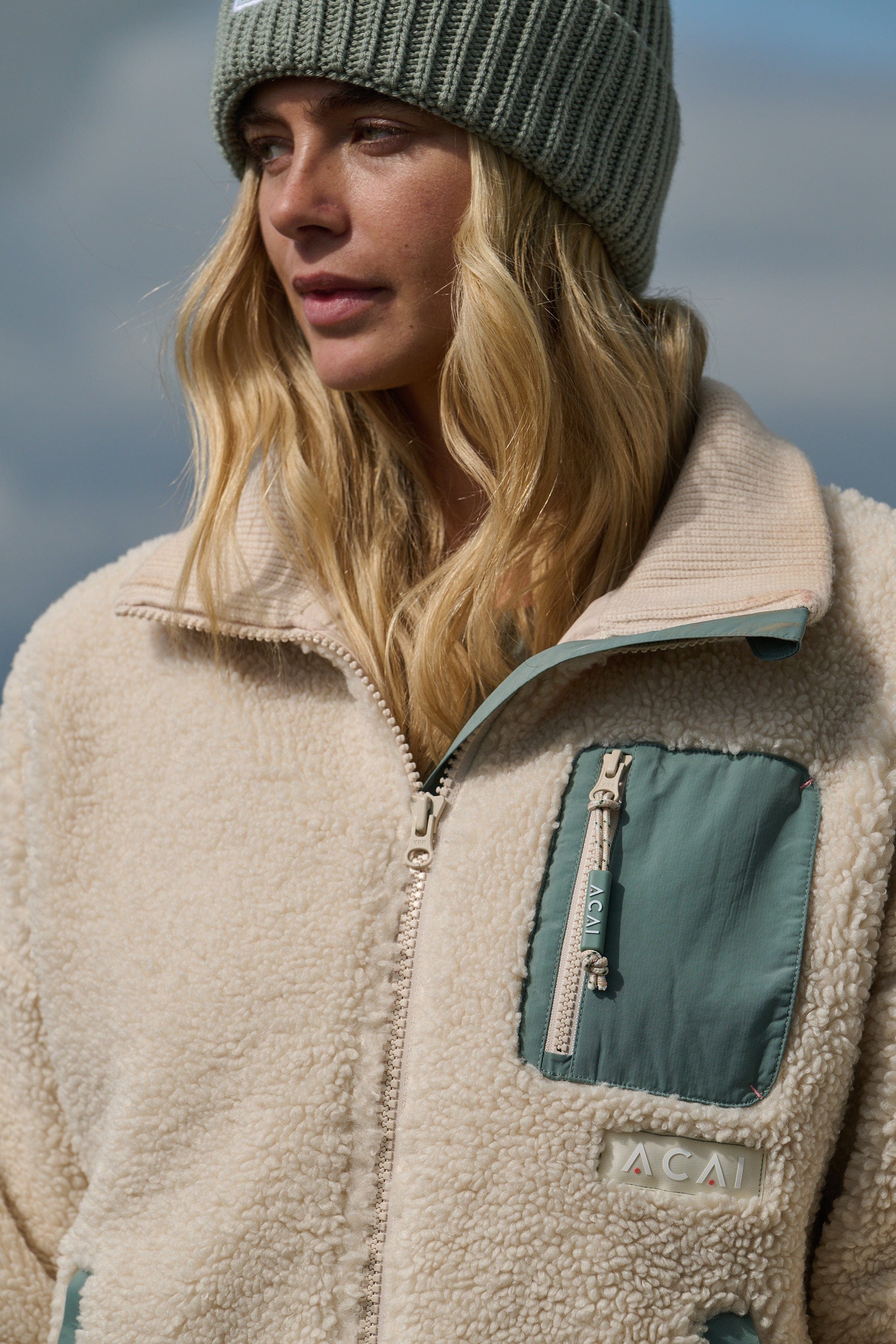 Adventure Fleece - Oatmeal - Image 6