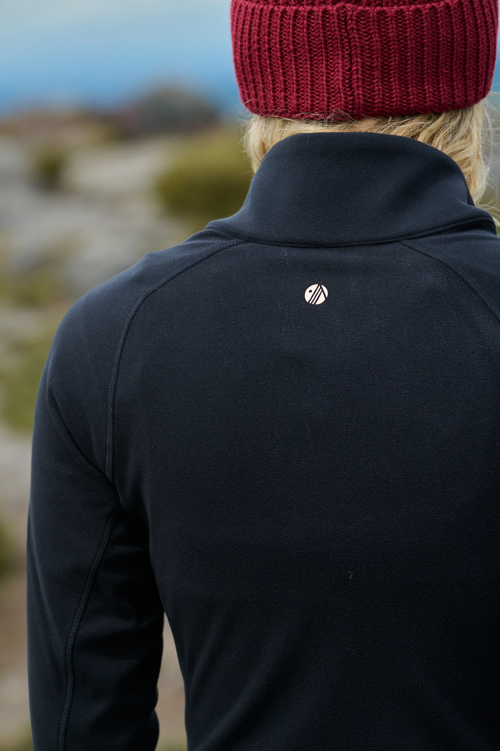 Endurasoft Full Zip - Black - Image 7