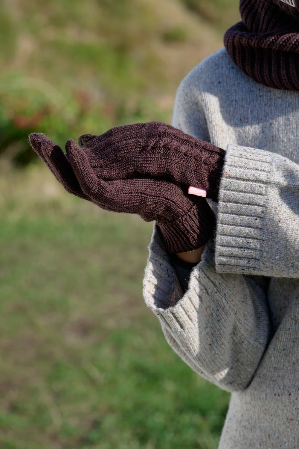 Merino Knitted Gloves - Chocolate Plum - Image 3