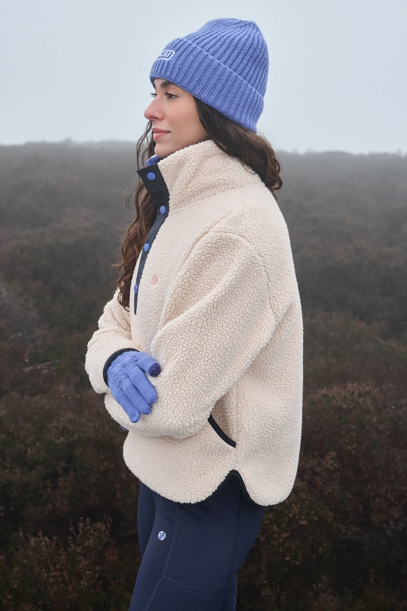 Nomad Fleece - Oatmeal / Navy - Image 4